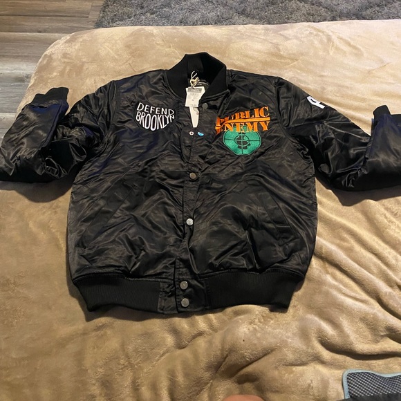Rue 21 satin bomber jacket - Picture 1 of 4
